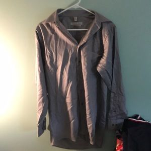 Men’s grey dress shirt